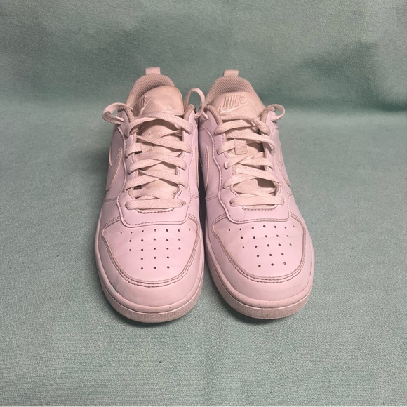 Nike unisex Court Borough Low 2 DV 5456-106 White Shoes Sneakers Size 5Y. - Picture 5 of 10